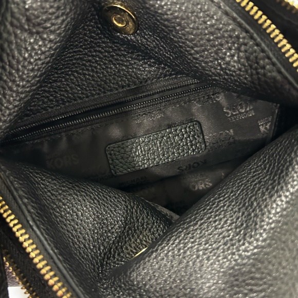Michael Kors Purse - Picture 3 of 8